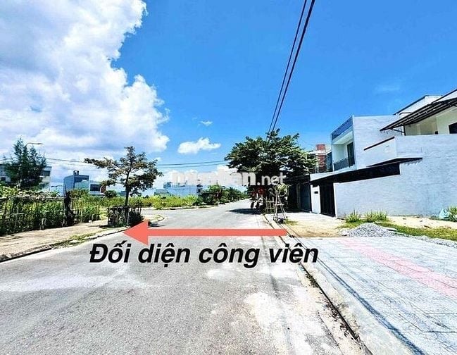 Bán đất đường Phạm Đình Bân- Hoà Quý view công viên 4tỷ4 sạch đẹp