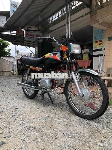 win tàu Máy chạy cực êm  như xe Nhật