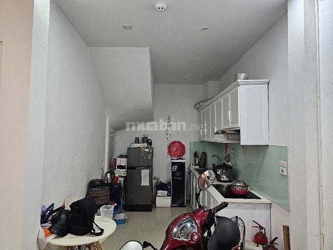 ✈️BÁN NHÀ NGUYỄN VĂN CỪ.TT BỒ ĐỀ ✈️36m2. 5 tầng. Giá 8,9 tỷ. Ô tô vào 