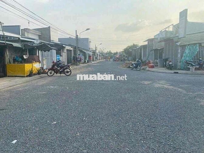 BÁN NỀN GẦN CHỢ ĐÔNG BÌNH CÁCH TT CẦN THƠ 9km