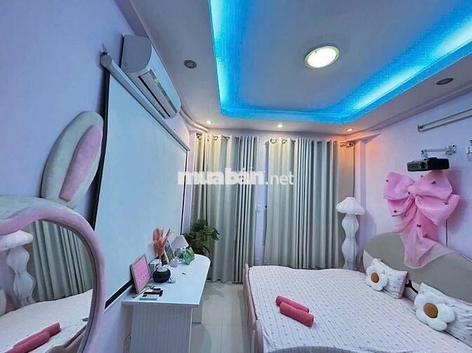 SIÊU XINH PHÒNG BAN CÔNG MỚI ĐẸP Q3