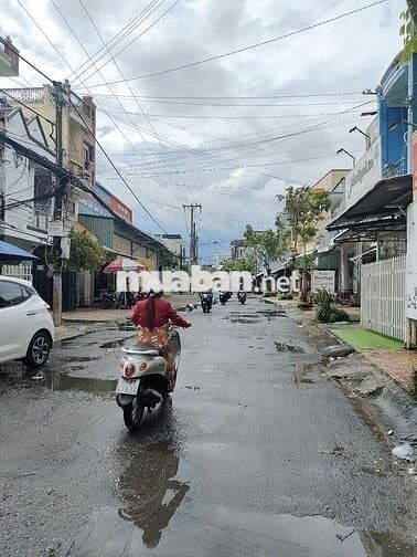 02 Căn Nhà Trệt Lầu Mặt Tiền 30/4 - P3 Sóc Trăng
