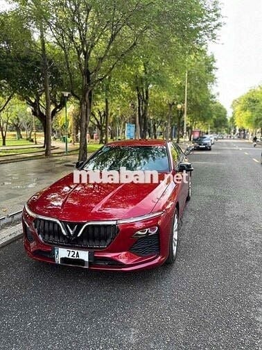 VinFast Lux A2.0 2021