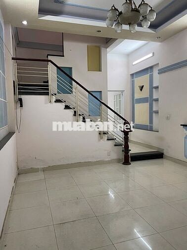 Cho thuê nhà nguyên căn 1 trệt 1 lầu gần Vincom, ĐH Công Nghiệp