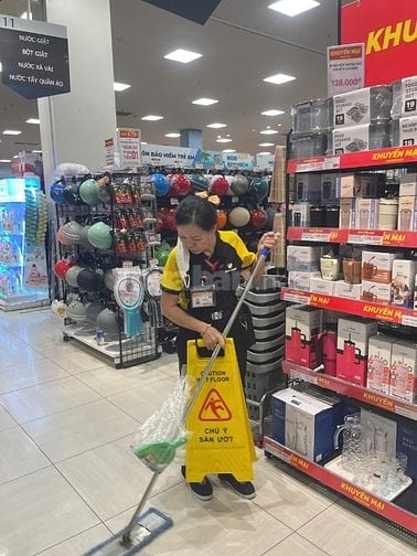 CỬA HÀNG CẦN 7 NHÂN VIÊN BÁN HÀNG, TẠP VỤ ( CÔNG VIỆC LÂU DÀI )