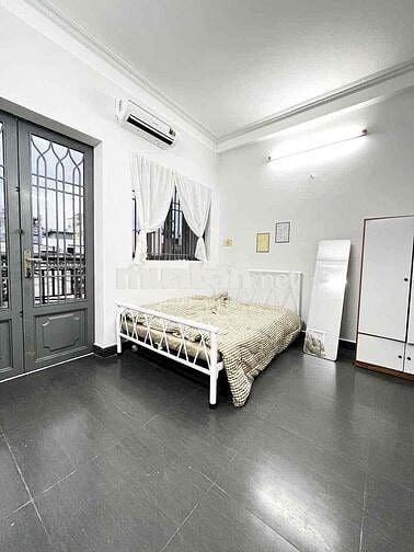 PASS PHÒNG VIP 42M2 - ĐẦY ĐỦ CÔNG NĂNG - LẠC LONG QUÂN SÁT QUẬN 10