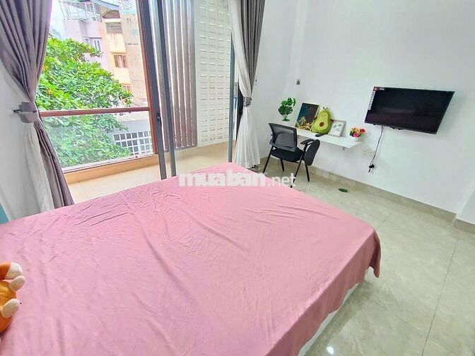 CHO THUÊ PHÒNG STUDIO BAN CÔNG – QUẬN 1, GẦN UEH, ĐẠI HỌC HOA SEN