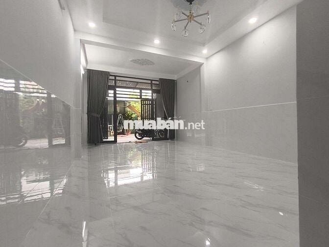 BÁN NHÀ CẤP 4 – ĐẤT RỘNG 110M²  TRUNG TÂM THỊ TRẤN HÓC MÔN GIÁ 4.99 TỶ
