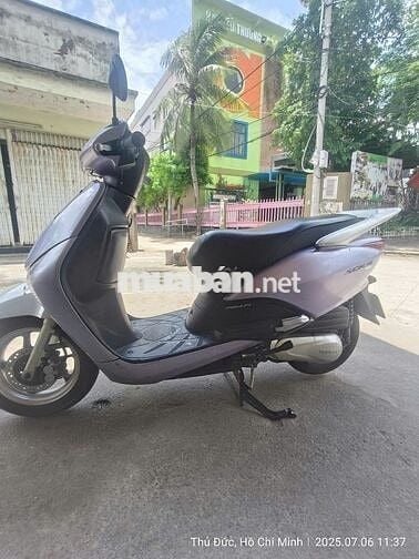 Xe hãng Honda Fi tiết kiệm xăng máy rất êm bstp