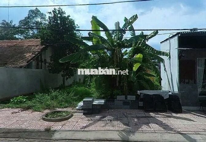 Cần ra nhanh miếng đất mặt tiền đường hương lộ 11-B.Chánh 85m-SHR