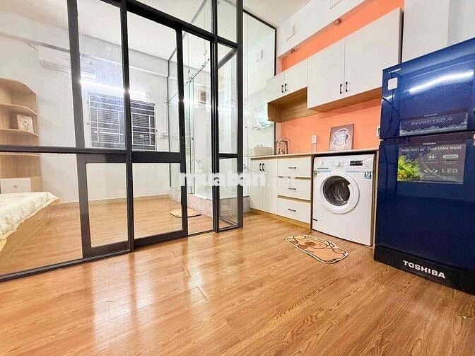 Cho Thuê CHDV Full Nội Thất, Ban Công, Cửa Sổ, Máy Giặt Riêng - Đường