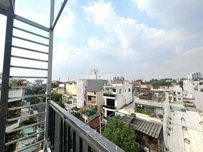 Trống 1 căn DUPLEX BAN CÔNG NGAY NGÃ TƯ THỦ ĐỨC
