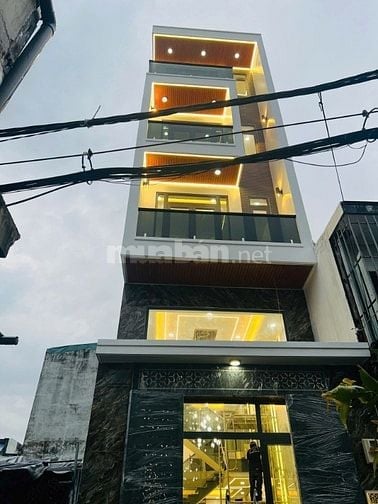 Nhà mới ở ngay, Trần Quang Diệu, Q3 Gần bệnh viện An Sinh giá 4,3 tỷ
