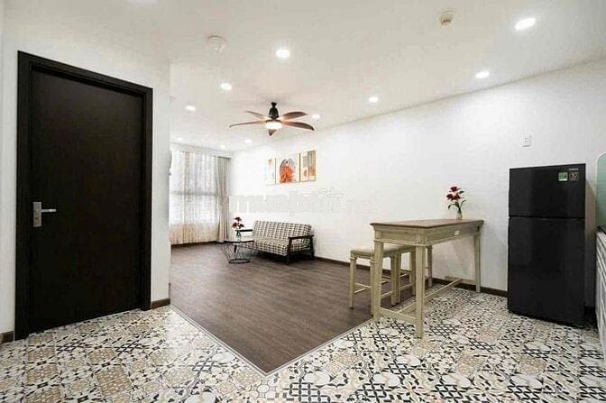 Cho thuê căn hộ 1 phòng ngủ. chung cư Orchard Parkview gần sân bay TSN