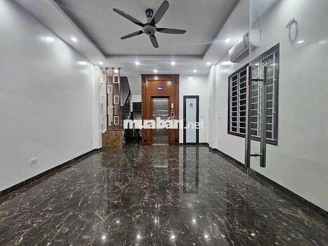 Bán nhà 7 tầng thang máy tại Ao Sen, Mỗ Lao, Hà Đông, 21 tỷ, 42m2