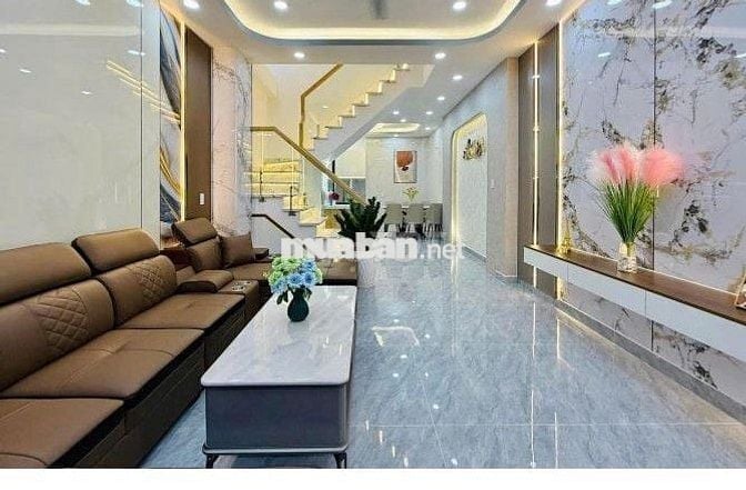 Bán nhà SỔ HỒNG RIÊNG 3lầu+ sân thượng hẻm nhựa 8m