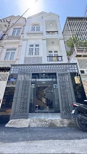 Bán Nhà Giá Rẻ Chỉ 5,7 Tỷ – Thị Trấn Nhà Bè, Đường Huỳnh Tấn Phát