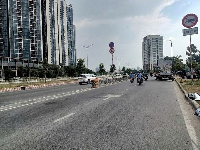 Nhà mặt tiền đường Nguyễn Văn Linh TT Tây Quận 7. 7*17 chỉ 15 tỷ. Vỉa 