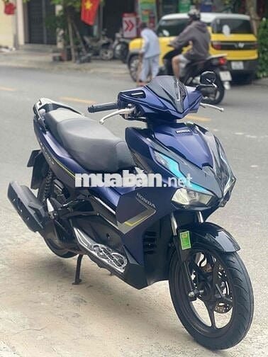 AB 2022 xanh mù zin chạy 18.000km 1 chủ từ đầu