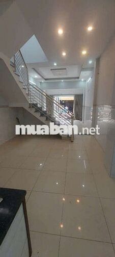 NHÀ MT KD BUÔN BÁN NGÂY CHỢ GIÁ 9TR