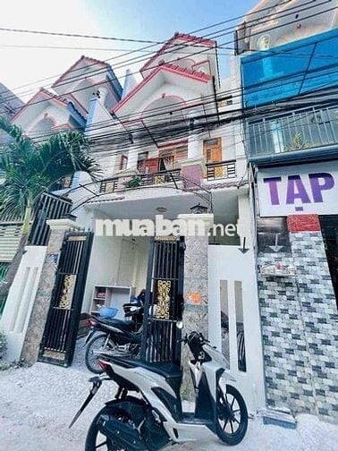 cho thuê nhà trêt 2 lầu sân xe hơi