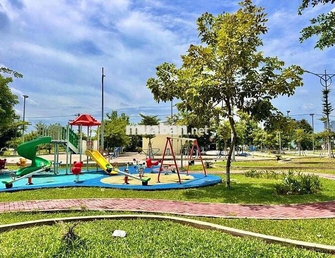 Bán nhà view công viên Bá Tùng- Hoà Quý gần cầu Khuê Đông