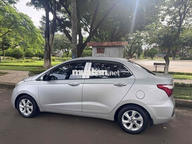 Hyundai Grand i10 2019 1.2 sedan - 700000 km