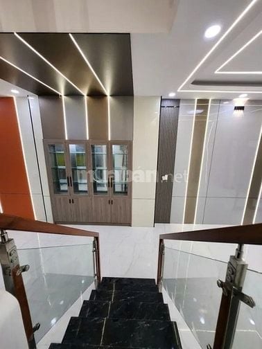 BÁN NHÀ ĐẸP Ở NGAY TRẦN QUANG CƠ TÂN PHÚ - HXH - 4 TÂNG - 48M2 - NGÃ 4