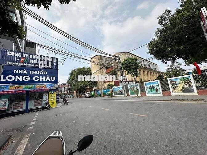VÀI BƯỚC CHÂN RA BÌA LÀNG- ĐƯỜNG THÔNG -OTO NGỦ TRONG NHÀ- GẦN ĐƯỜNG C