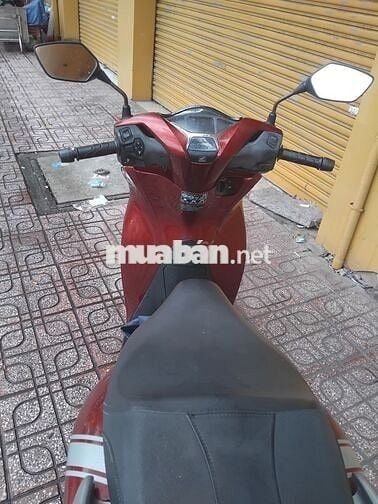 Cần bán xe Sh150i màu đỏ.xem xe ở quận 5
