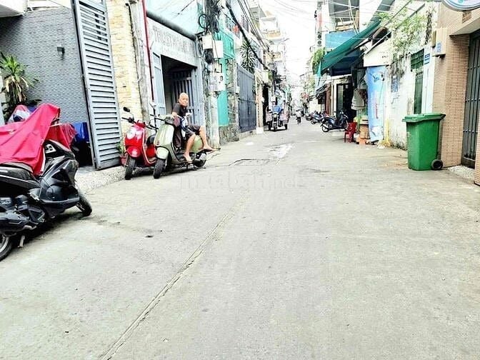Nhà nhỏ shr 3 tầng hẻm 3m thông ko lộ giới quy hoạch vay Bank 500tr