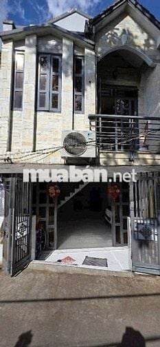 BÁN NHÀ ĐẸP P6 Q8 - HẺM 4M - 2 TẦNG 2PN 2WC TẠ QUANG BỬU - NHỈNH 3 TỶ.