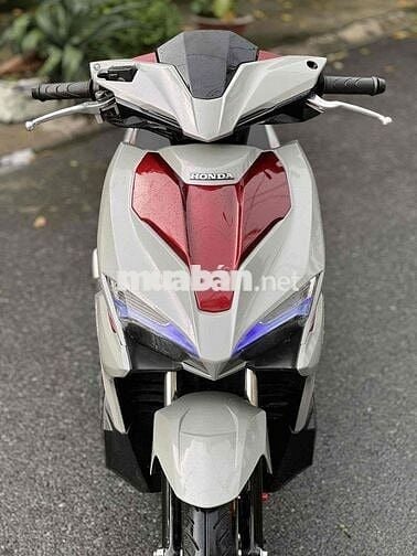 🌈Xe honda  AB 2016 màu Xanh mới 125c mới 98 %