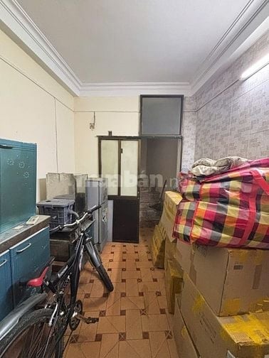 Bán nhà riêng 16m2 chính chủ tại Hoàng Mai. 0888169chínbatám
