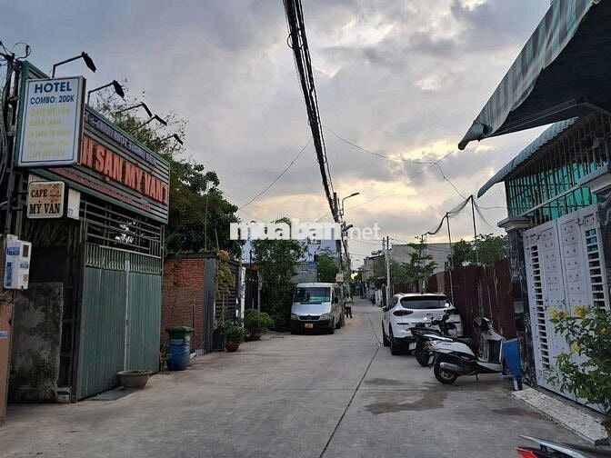 Lô đất đẹp 4m x 25m 100m2 1/ Hẻm 8m thông Lê Thị Riêng