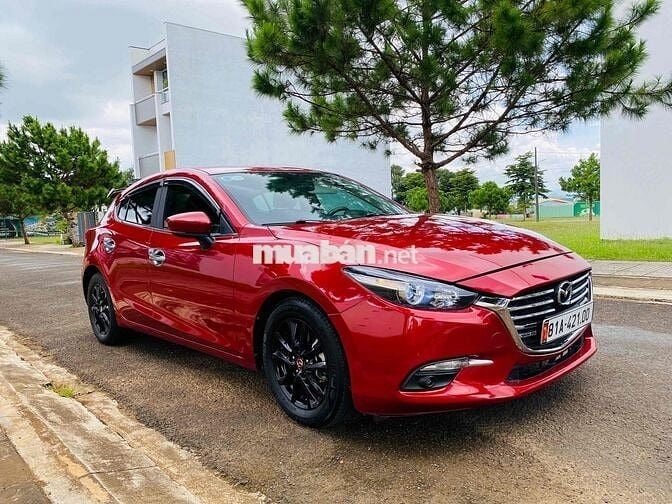 Mazda 3 2018 1.5 AT