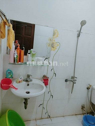 Cho thuê phòng khép kín đối diện đại học thương mại 36m2, sạch sẽ thoá