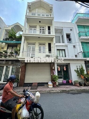 Xe hơi Ngủ trong nhà, 66m2, Ngang 4,9m, Đặng Thuỳ Trâm,  Bình Thạnh,