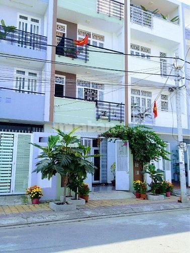 Cho Thuê nhà 5x17,5m 2 lầu sân thượng KDC P5Q