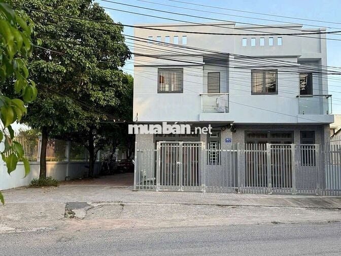 Cho thuê nhà trệt lầu hẻm nguyễn thị minh khai Phú Hoà