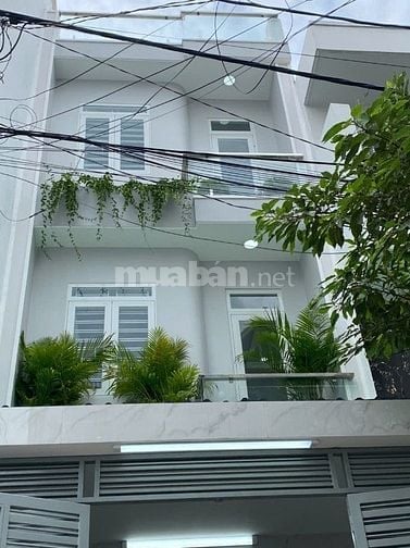 Bán nhà 3 tầng đường hoang hữu nam cọc vào ở ngay 