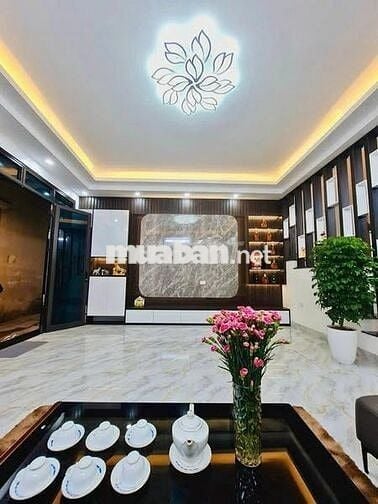 🏡 BÁN NHÀ KIM MÃ – 42m² – 5 TẦNG – MT 7m – GIÁ 8.999 TỶ – BA ĐÌNH🏡