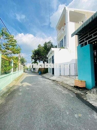 BÁN ĐẤT TẶNG KHO (4,5x45) LÁI THIÊU MT NHỰA