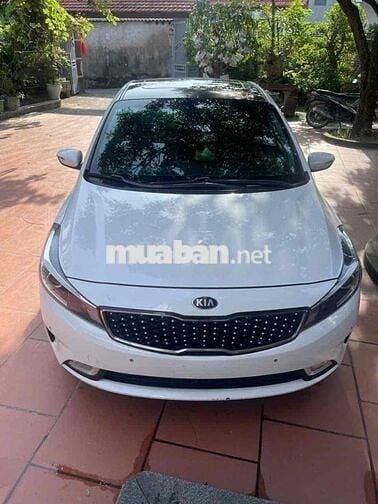 Kia Cerato 2018 2.0 AT Premium - 120000 km
