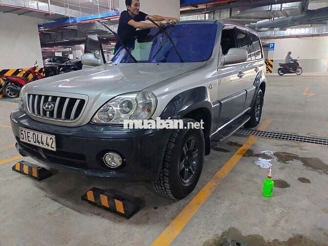 Hyundai Terracan 2003 - 200000 km