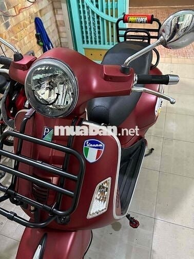 vespa gts 4 van nhập ý phun xăng
