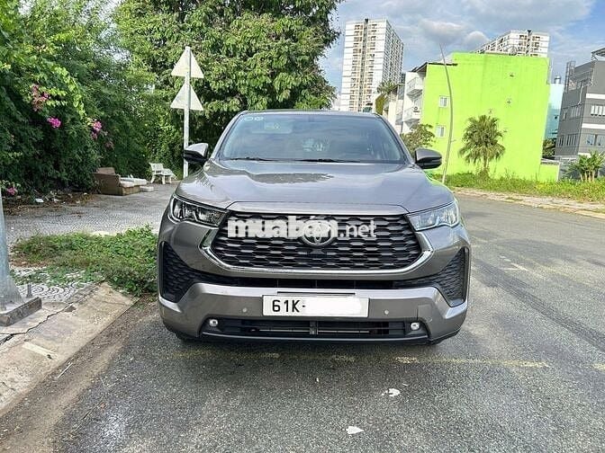 Innova Cross 2.0L CVT 2024, Sơn zin 99%, Cực Đẹp