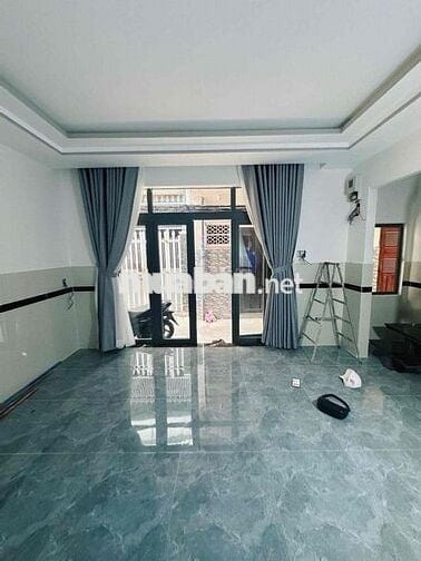 Bán nhà đẹp hẻm Thống Nhất ngay trung tâm thành phố,
