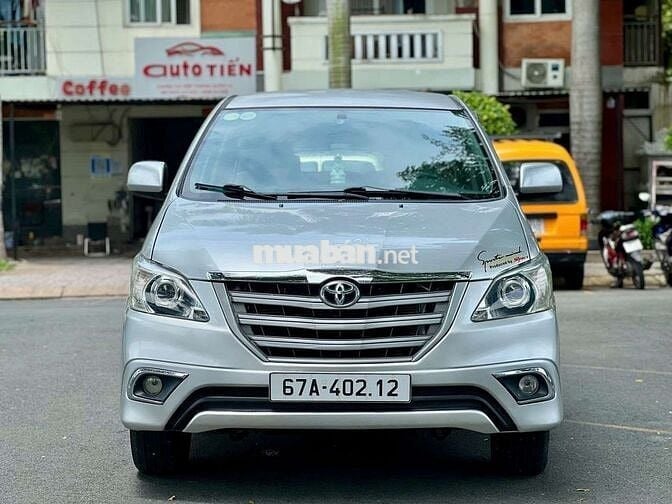 Innova 2014 2.0MT