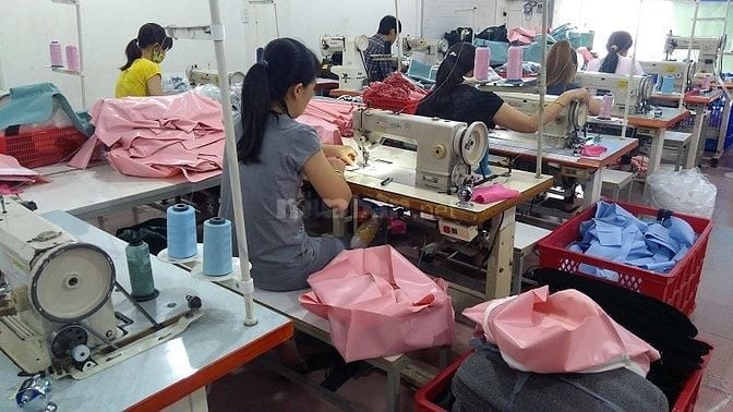Tuyển Thợ May Thợ Phụ là ủi gấp xếp ở Quận 12